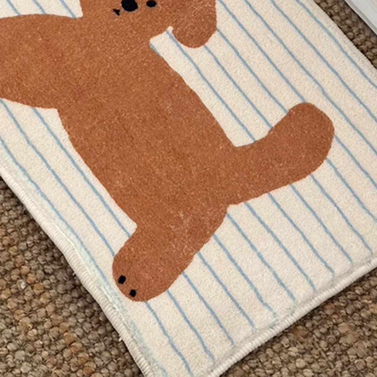 Striped puppy printed short fleece bathroom mat, cute style door mat, indoor small carpet